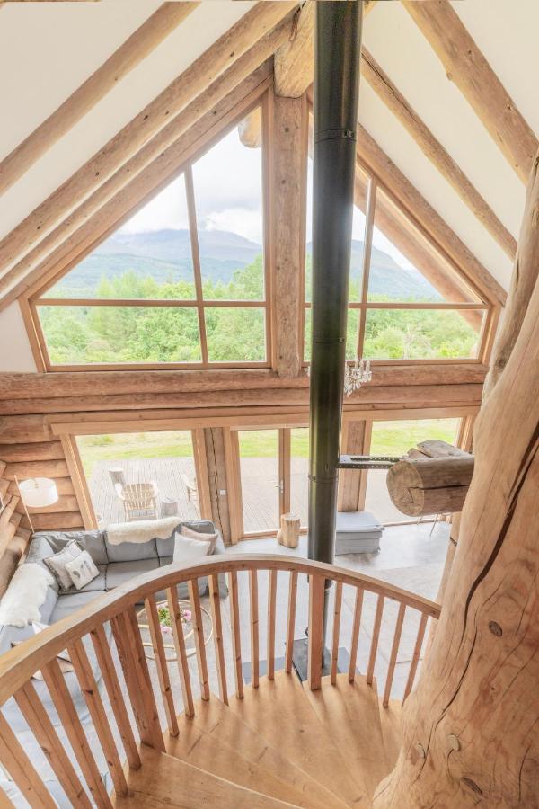 Wild Nurture Eco Luxury Offgrid Log Cabin فورت ويليام المظهر الخارجي الصورة