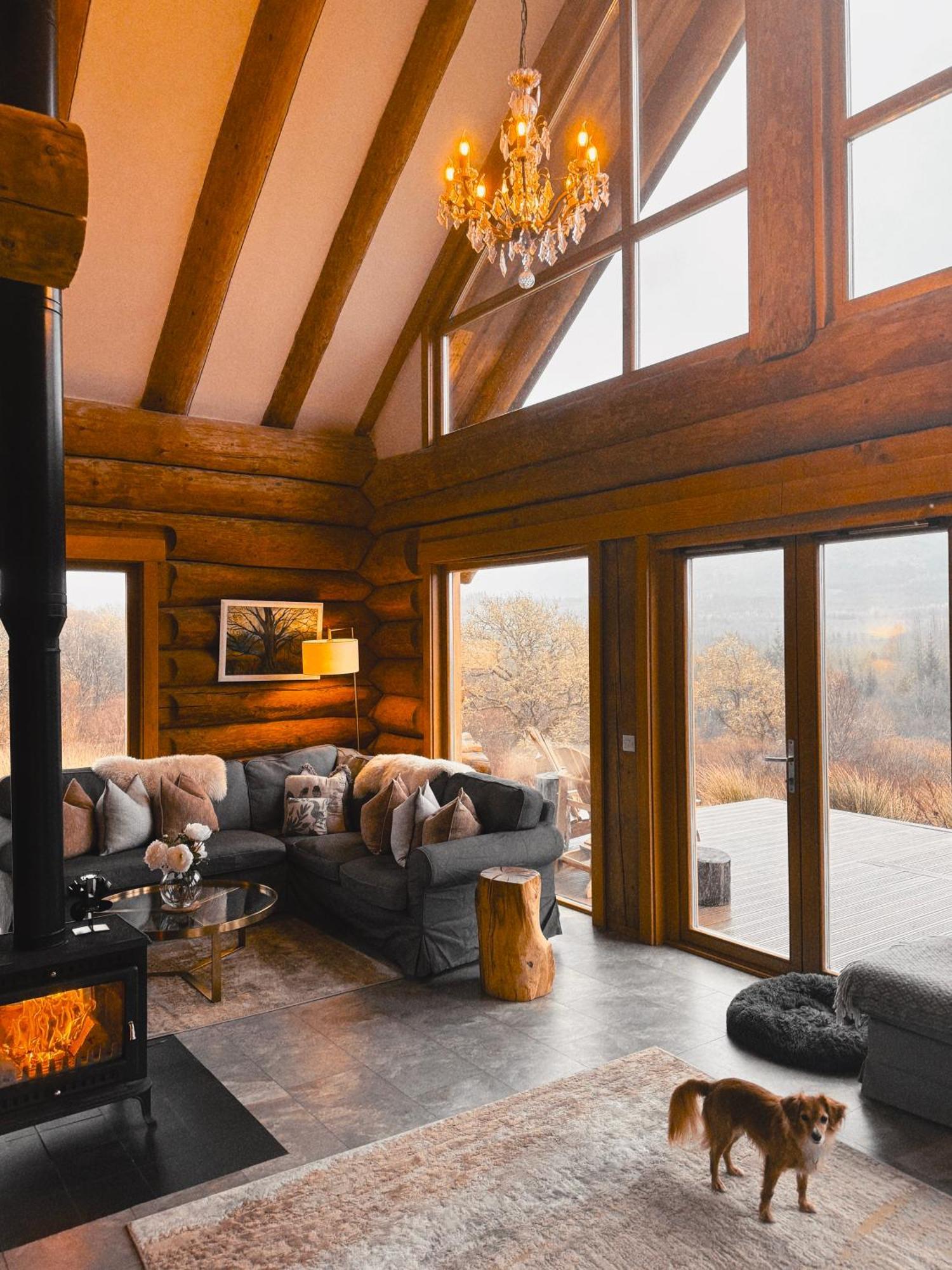 Wild Nurture Eco Luxury Offgrid Log Cabin فورت ويليام المظهر الخارجي الصورة
